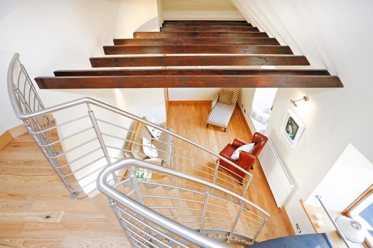 Joivy Unique Mezzanine Apartment In セント・アンドルーズ エクステリア 写真